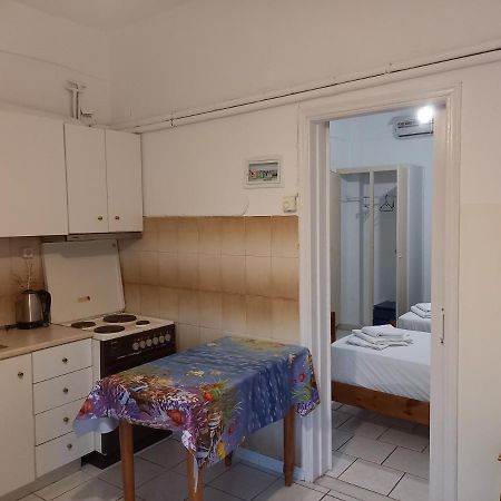 Dionisis Apartments Agia Efimia Extérieur photo