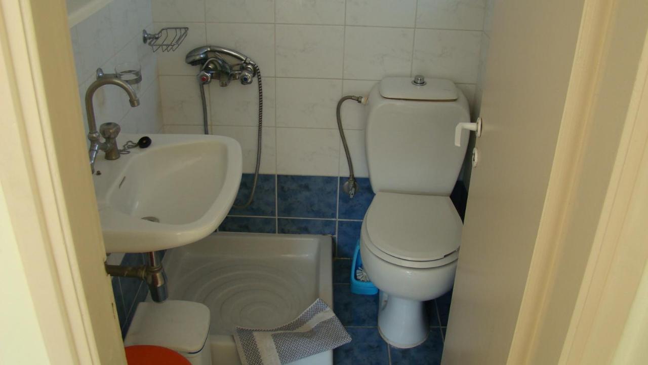 Dionisis Apartments Agia Efimia Extérieur photo
