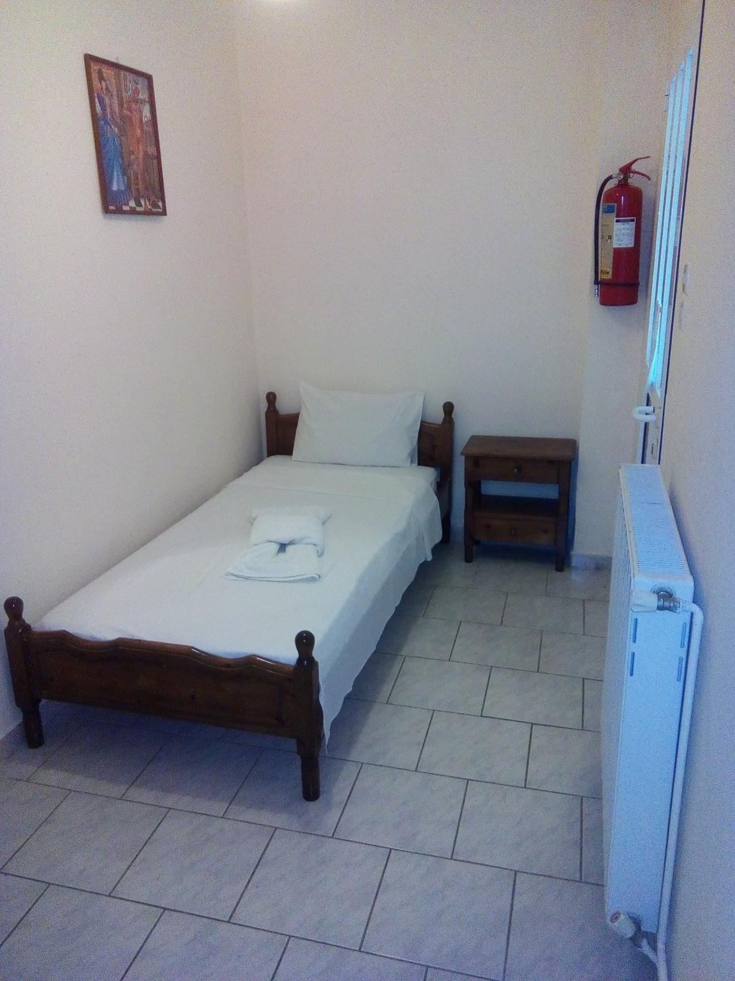 Dionisis Apartments Agia Efimia Extérieur photo